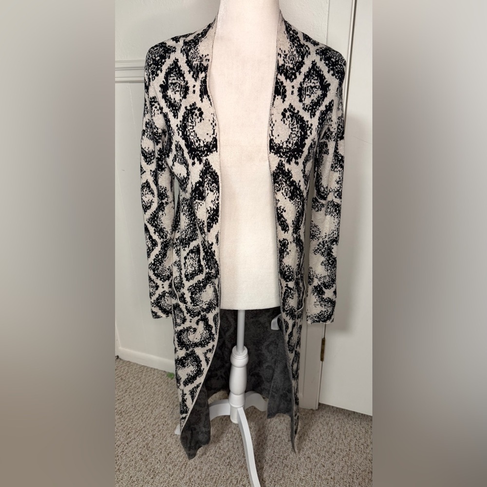 Ruby Moon Black and Cream Open Front Long Cardigan size S Petite